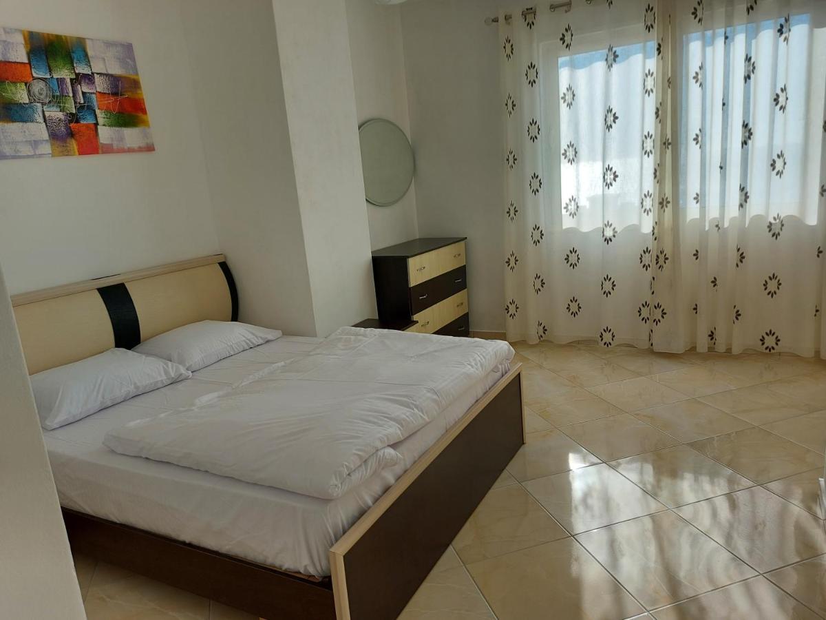 Bral Apartment 7 - Two-Bedroom With Seaview Durres Exterior photo